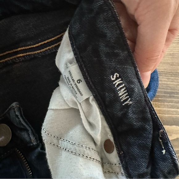 American Eagle skinny jeans dark wash - Picture 9 of 11